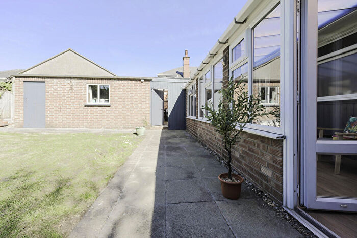 2 Bedroom Detached Bungalow For Sale In London Road South, Lowestoft, NR33