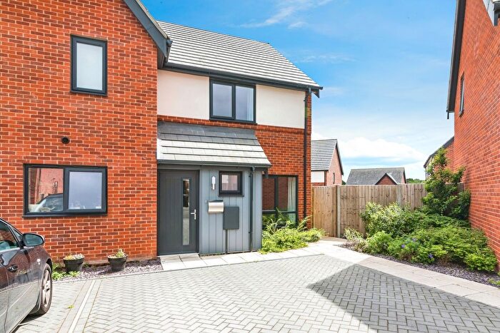 2 Bedroom Semi-Detached House For Sale In Reedcutters Avenue, Brundall, Norwich, Norfolk, NR13