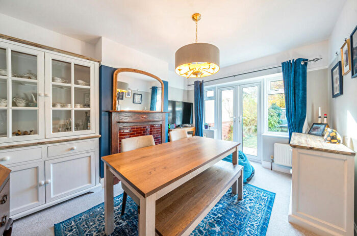 3 Bedroom Semi-Detached House For Sale In Whitedown Lane, Alton, Hampshire, GU34