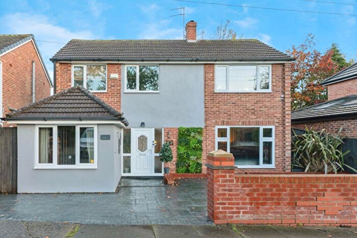 4 Bedroom Detached House For Sale In Spital Road, Wirral, Merseyside, CH63