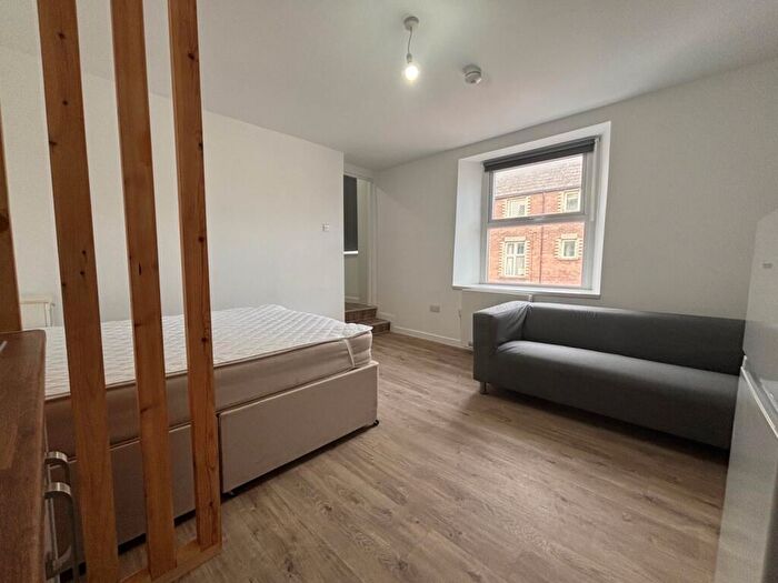Studio To Rent In Harriet Street, Cathays, CF24