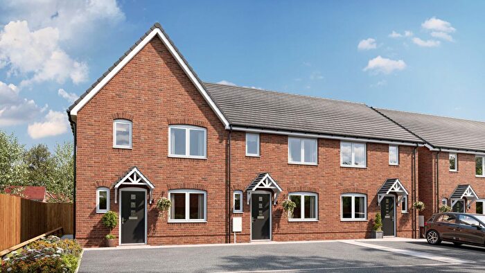 3 Bedroom Terraced House For Sale In Sphinx Drive, Coventry, CV3