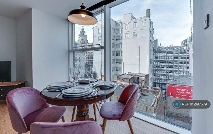 3 Bedroom Flat To Rent In Beetham Plaza, Liverpool, L2