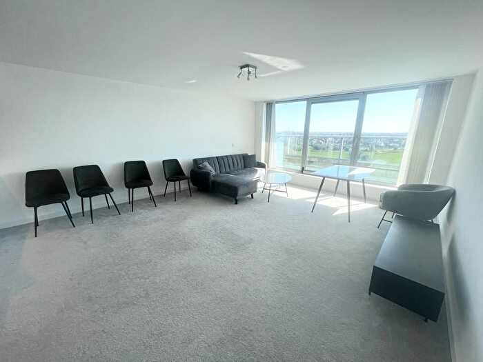 2 Bedroom Property To Rent In River Crescent, Nottingham, NG2