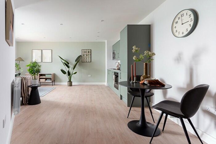 1 Bedroom Flat To Rent In Stockdale House, Victoria Road, Leeds, West Yorkshire, LS6