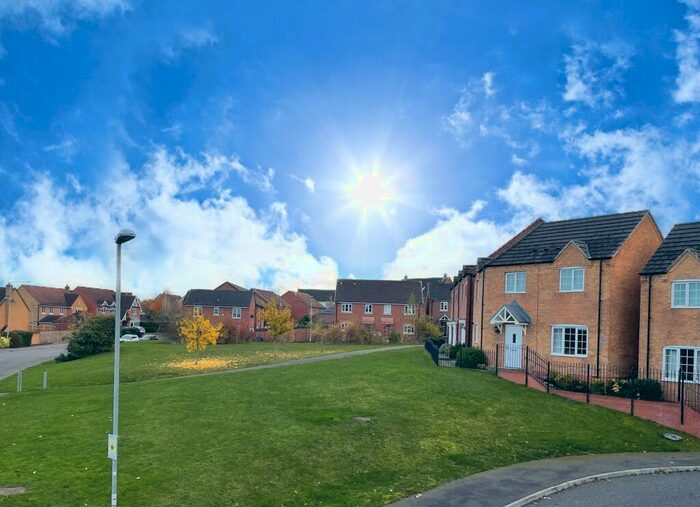 2 Bedroom Apartment To Rent In Wharf Gardens, Bingham, Nottingham, NG13
