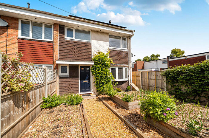 3 Bedroom End Of Terrace House For Sale In Willow Tree Gardens, Fareham, Hampshire, PO14