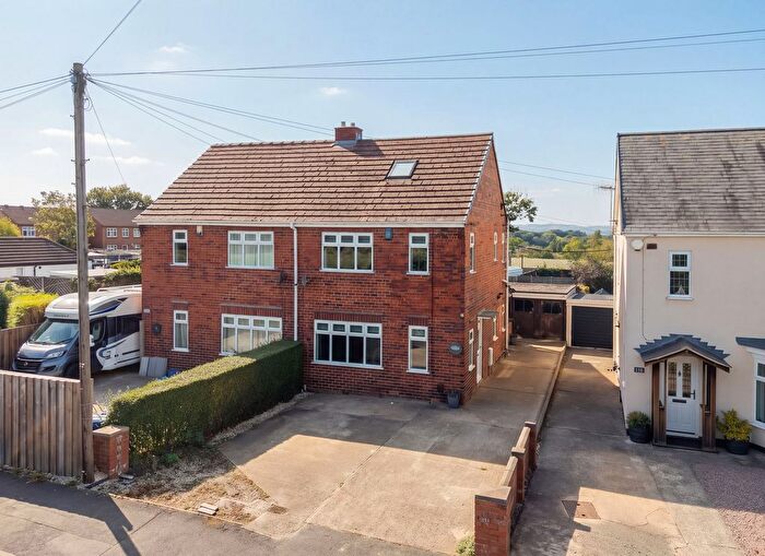 2 Bedroom Semi-Detached House For Sale In Manor Road, Brimington, S43