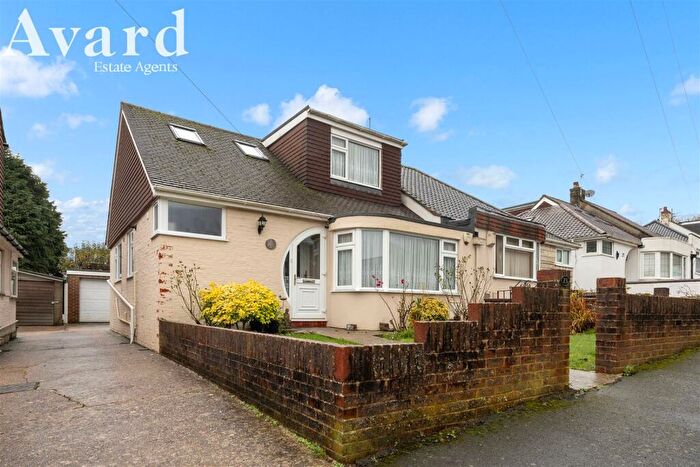 3 Bedroom Semi-Detached Bungalow To Rent In Glenfalls Avenue, Brighton, BN1
