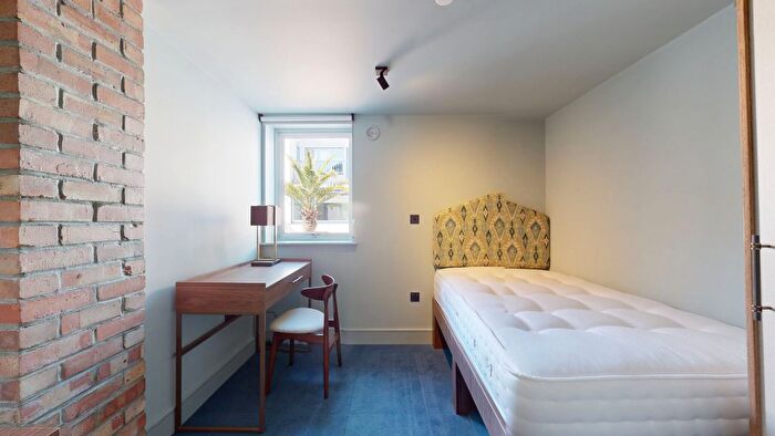 Studio To Rent In Cheshire Street, London, E2