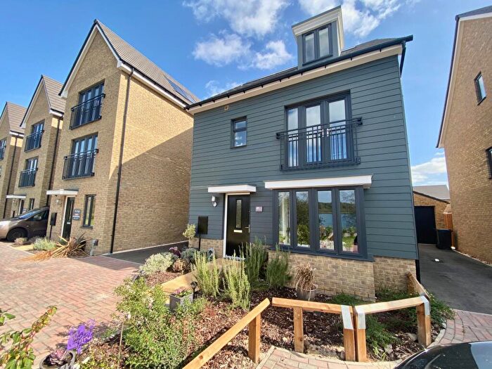 4 Bedroom Detached House For Sale In Heacham Road, Hampton Beach, Peterborough, PE7