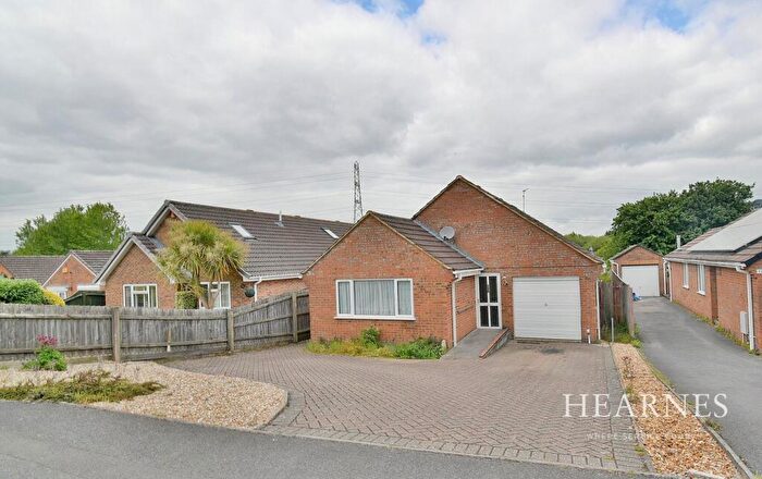 5 Bedroom Detached Bungalow For Sale In Leeson Drive, Ferndown, BH22