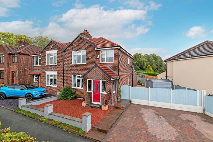 3 Bedroom Semi-Detached House For Sale In Robin Hood Lane, Helsby, Frodsham, WA6