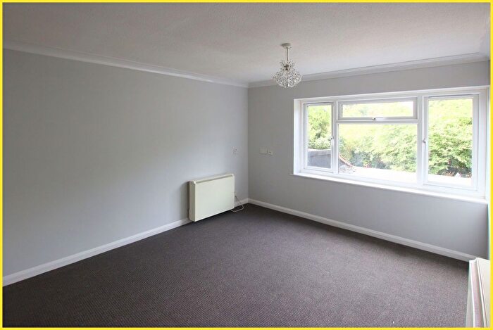 1 Bedroom Property To Rent In Red Lodge Road, Red Lodge Red Lodge Road, BR4
