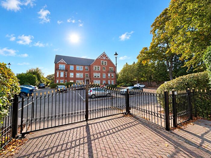2 Bedroom Apartment For Sale In Quarry Street, Liverpool, Merseyside, L25