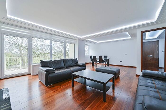 2 Bedroom Flat For Sale In Clarendon Place, Hyde Park Estate, London, W2