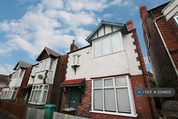 4 Bedroom Detached House To Rent In Greenfield Street, Nottingham, NG7