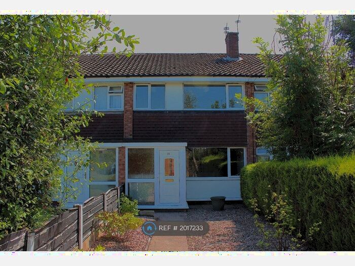 3 Bedroom Terraced House To Rent In Chevin Gardens, Bramhall, Stockport, SK7