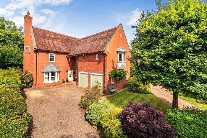 5 Bedroom Detached House For Sale In Hazel Grove, Kingwood, Henley-On-Thames, Oxfordshire, RG9