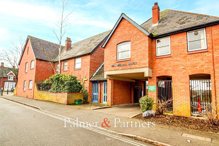 1 Bedroom Maisonette To Rent In Bob Russell House, Colchester, Essex, CO1