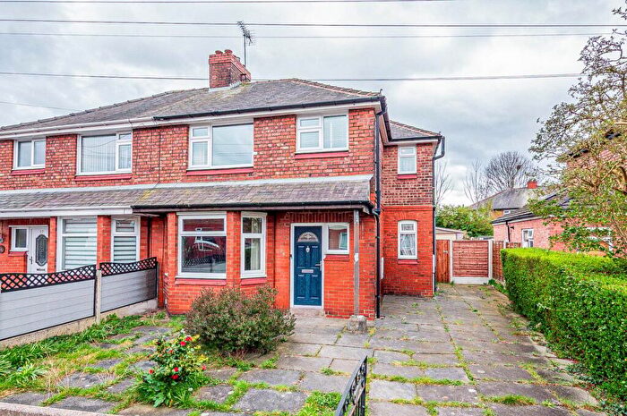 3 Bedroom Semi Detached House For Sale In Derbyshire Crescent, Stretford, Manchester, M32
