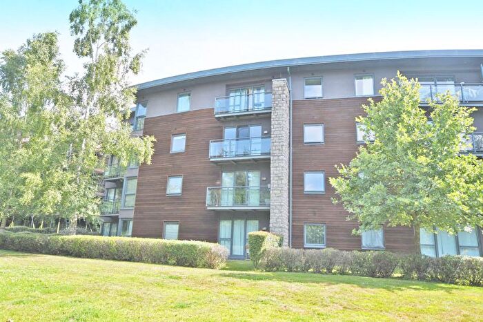 2 Bedroom Flat For Sale In Sandling Lane, Maidstone, ME14