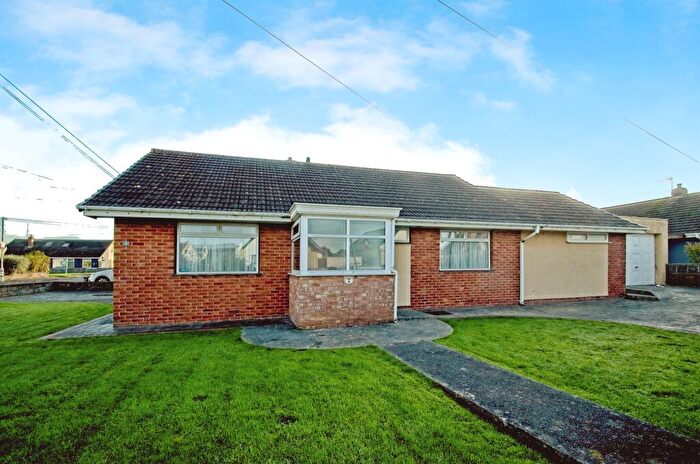 3 Bedroom Detached House For Sale In West Park Drive, Porthcawl, CF36