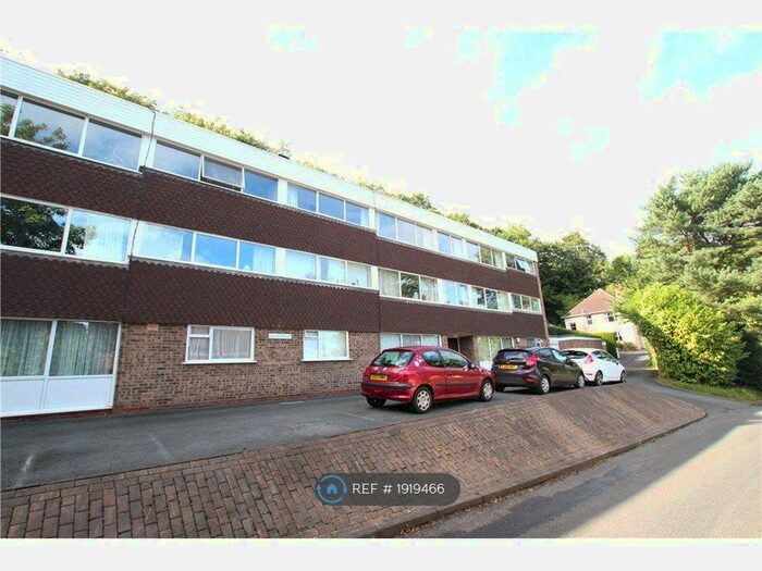 2 Bedroom Flat To Rent In Halas House, Malvern, WR14