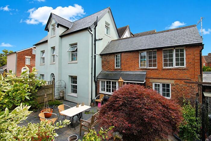 4 Bedroom Detached House For Sale In Maidstone Road, Hadlow, TN11