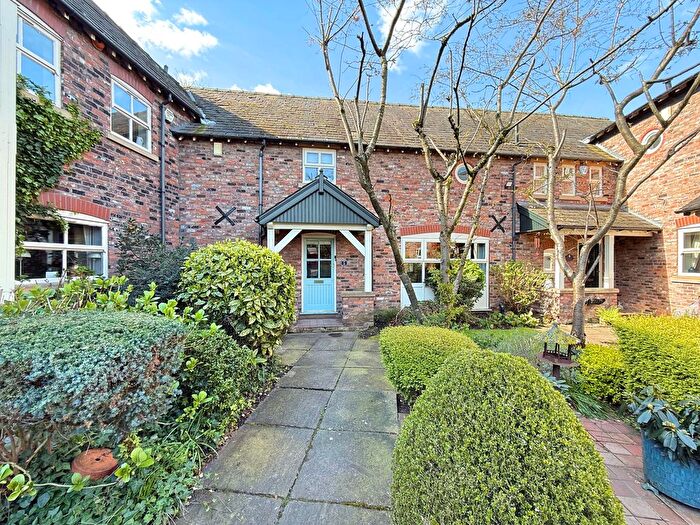 3 Bedroom Terraced House For Sale In Church Lane, Sale, M33