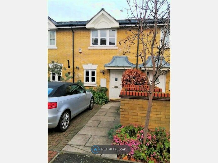 2 Bedroom Terraced House To Rent In Gilbert Road, London, SE11