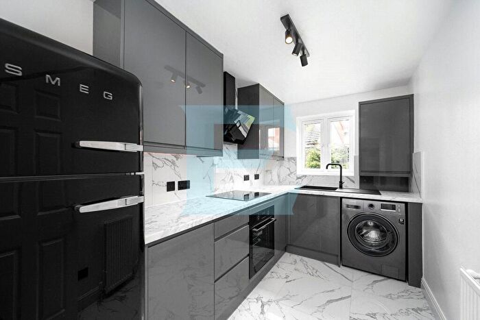 2 Bedroom Apartment To Rent In Belgrave Close, Mill Hill, London, NW7