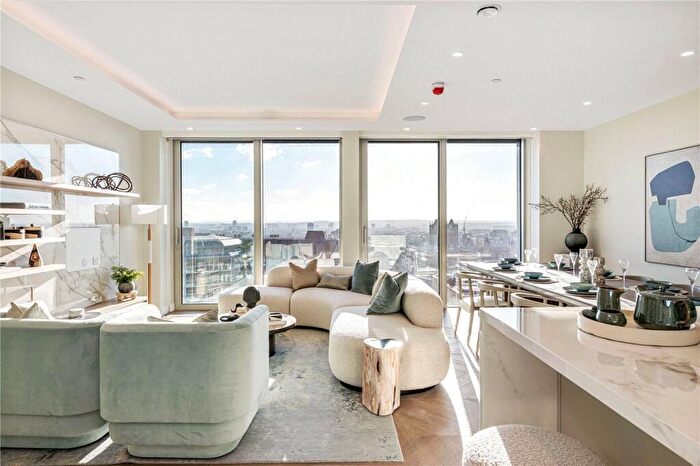 3 Bedroom Penthouse For Sale In The Haydon, Minories, London, EC3N