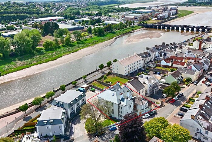 2 Bedroom Apartment For Sale In Litchdon Street, Barnstaple, EX32