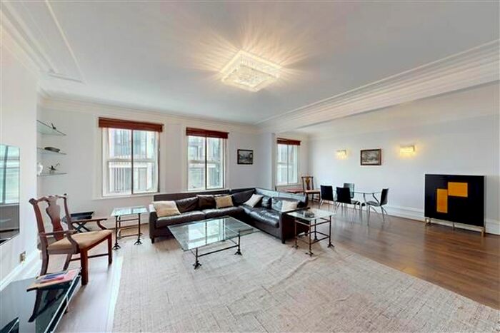 2 Bedroom Flat To Rent In Park Mansions, Knightsbridge, London, SW1X