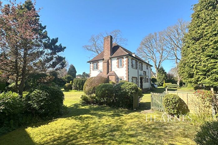 5 Bedroom Detached House For Sale In Roslin Road South, Talbot Woods, Bournemouth, BH3