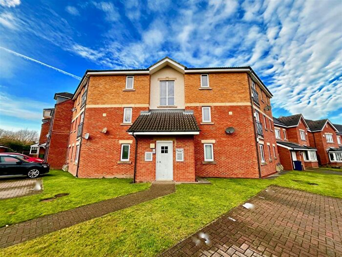2 Bedroom Flat To Rent In Renforth Close, St James Village, Gateshead, NE8
