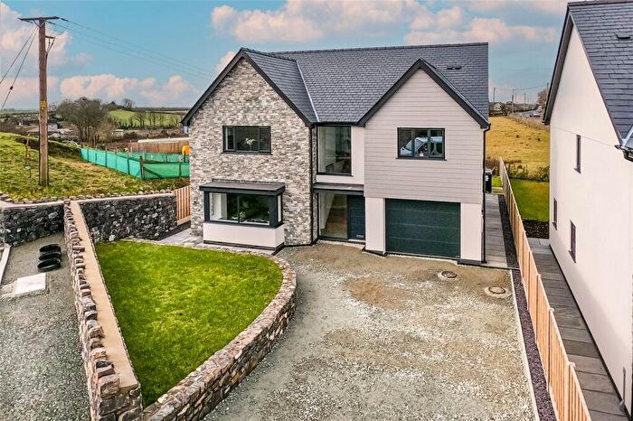 4 Bedroom Detached House For Sale In Gwalchmai, Holyhead, Isle Of Anglesey, LL65