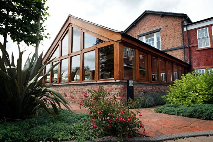 2 Bedroom Retirement Property For Sale In Apt, Boughton Hall Filkins Lane, Chester -, CH3