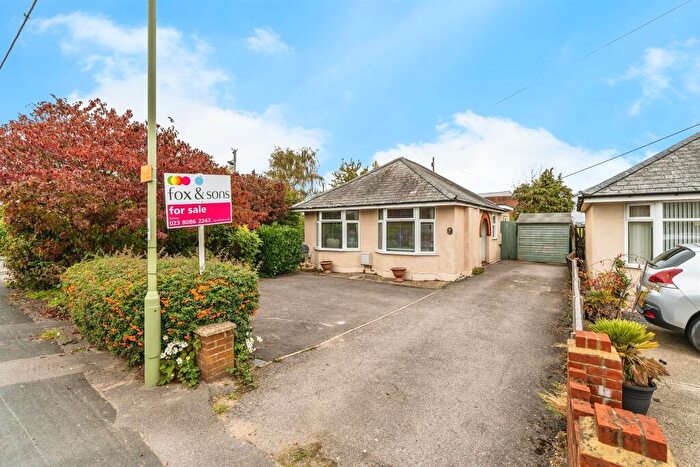 2 Bedroom Detached Bungalow For Sale In Calmore Road, Totton, Southampton, SO40