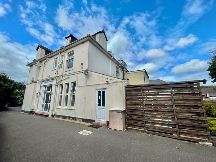 2 Bedroom Flat To Rent In Campbell Road, BH1