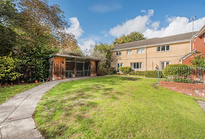 1 Bedroom Flat For Sale In Harmer Close, Bristol, Somerset, BS10