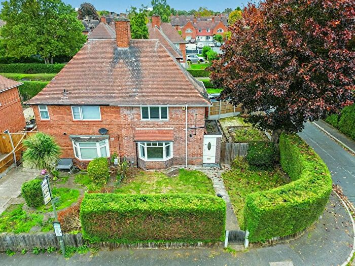 2 Bedroom Semi Detached House For Sale In Petworth Drive, Nottingham, NG5