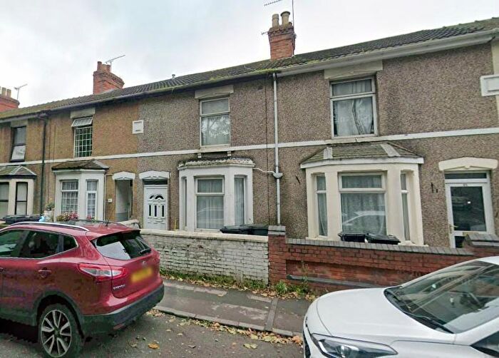 3 Bedroom Terraced House To Rent In Station Road, Swindon, SN1