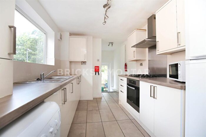 6 Bedroom Maisonette To Rent In (£pppw) Greystoke Avenue, Sandyford, Newcastle Upon Tyne, NE2