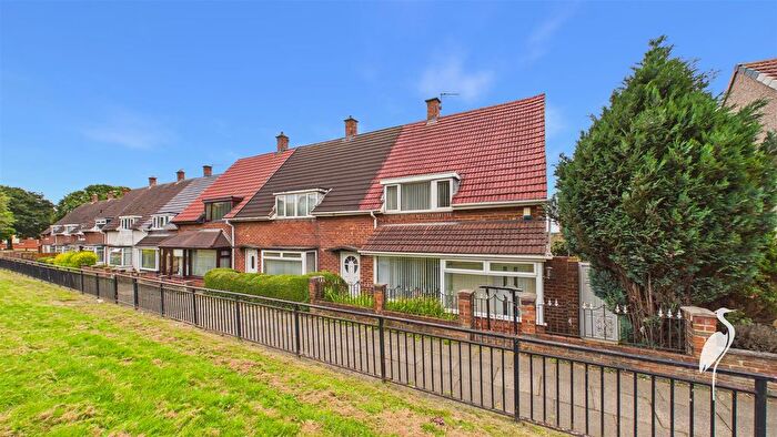 3 Bedroom Terraced House For Sale In Washington Road, Hylton Castle, Sunderland, SR5