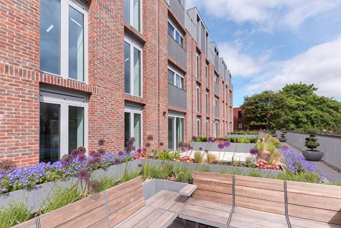 2 Bedroom Retirement Property For Sale In Eskdale Terrace, Newcastle Upon Tyne, NE2