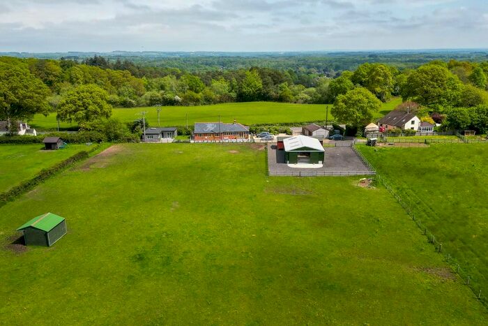4 Bedroom Bungalow For Sale In Forest Road, Hale, Fordingbridge, SP6