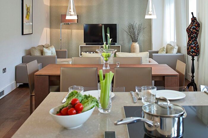 2 Bedroom Flat To Rent In Brompton Road, Knightsbridge, SW3