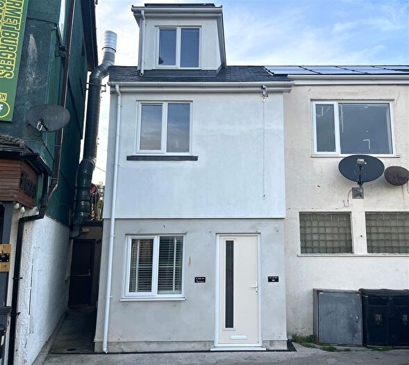 2 Bedroom End Terrace House To Rent In Tywarnhayle Square, Perranporth, TR6